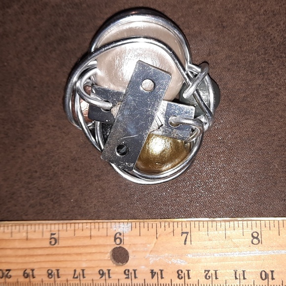 Artisan cluster and silver wire magnetic brooch - Picture 4 of 4